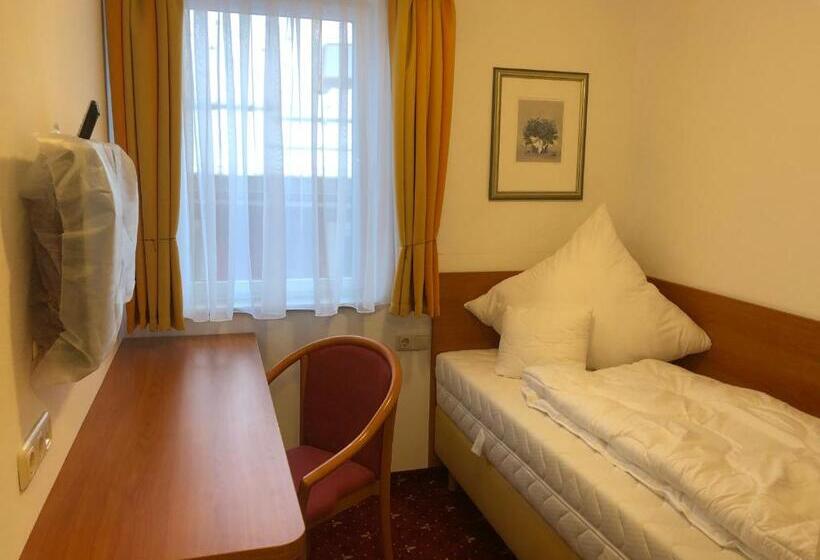 ホテル Alpenrose Gut Schlafen & Frühstücken