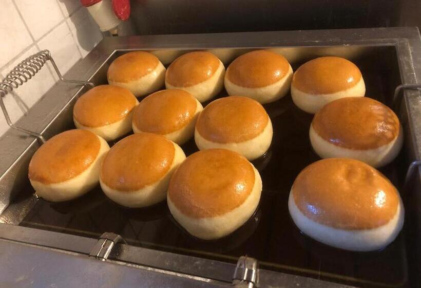 ホテル Alpenrose Gut Schlafen & Frühstücken