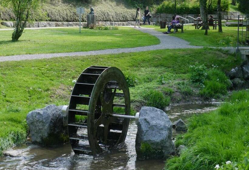 ホテル Alpenrose Gut Schlafen & Frühstücken