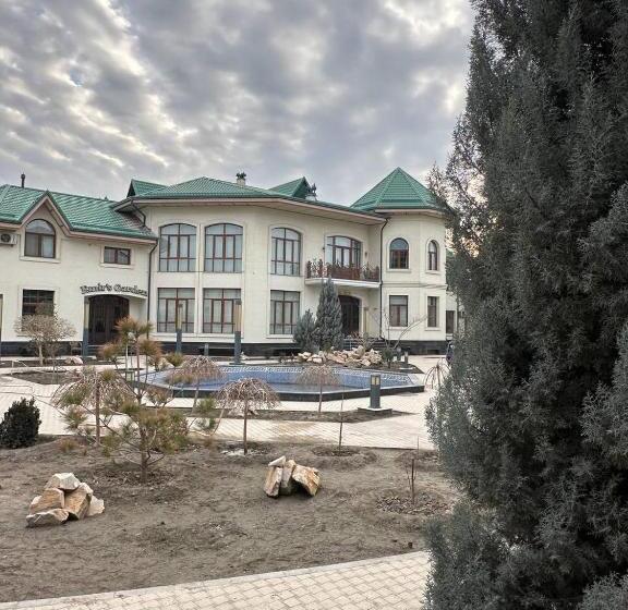 בית מלון כפרי Emirs Garden Residence