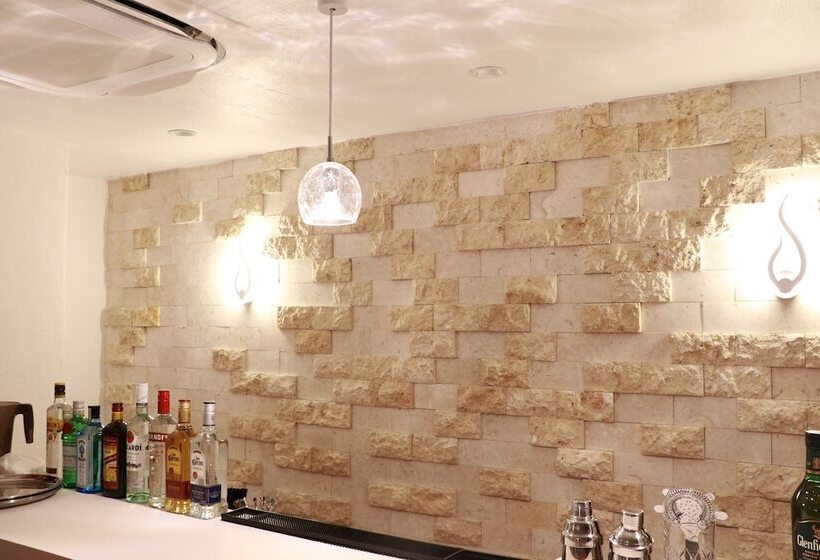 בית מלון כפרי Mykonos Resort Miura