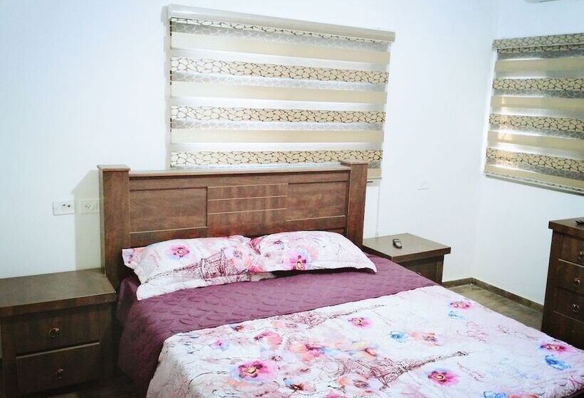 پانسیون Aman Hostel