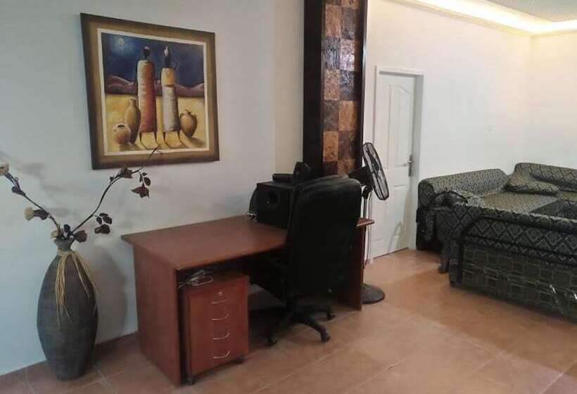 پانسیون Aman Hostel