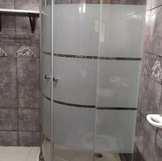 پانسیون Casona Poeta Airport