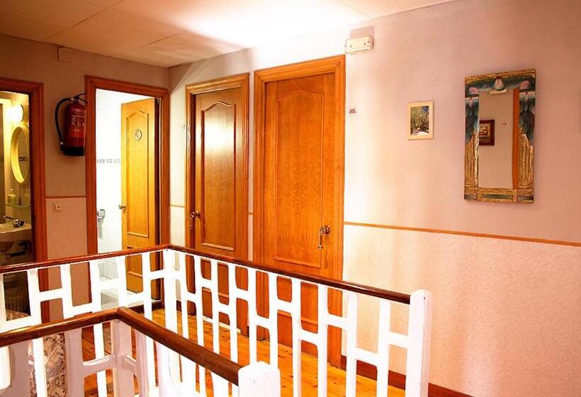 Пансион Hostal Fonda Prat