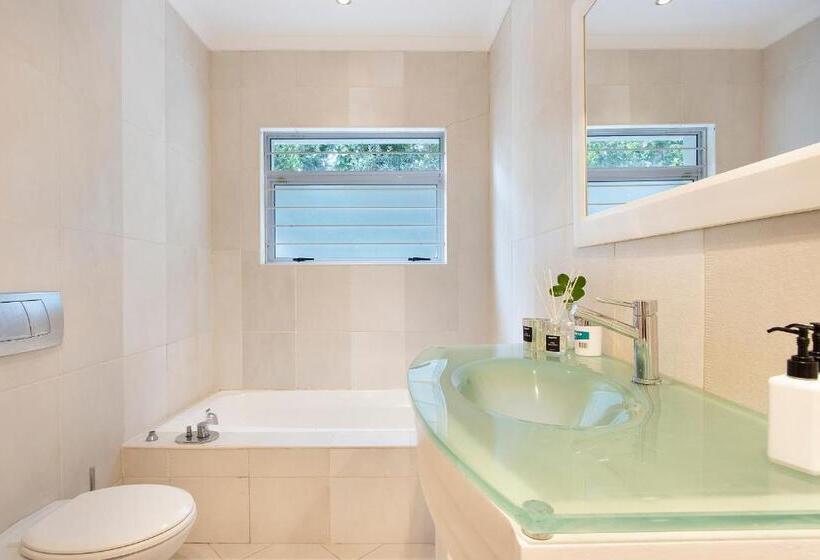 بنسيون Mount Bay