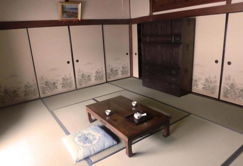 بنسيون Share House Amigos