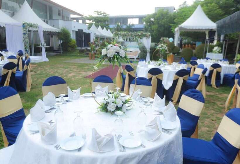 Ramadia Ran Mal Holiday Resort