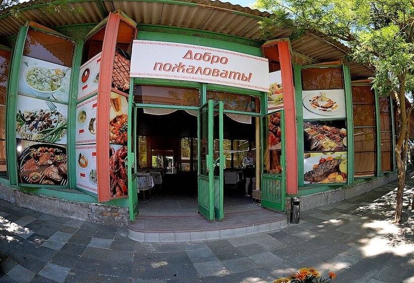 استراحتگاه Pivdenna Sofia