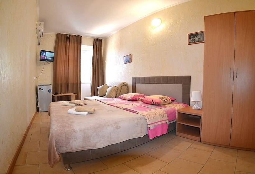 استراحتگاه Pivdenna Sofia