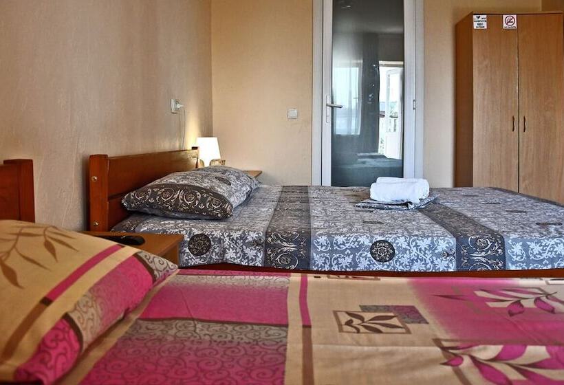 استراحتگاه Pivdenna Sofia