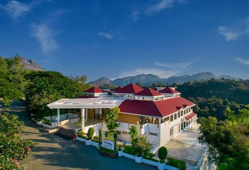 Курорт Sterling Mount Abu