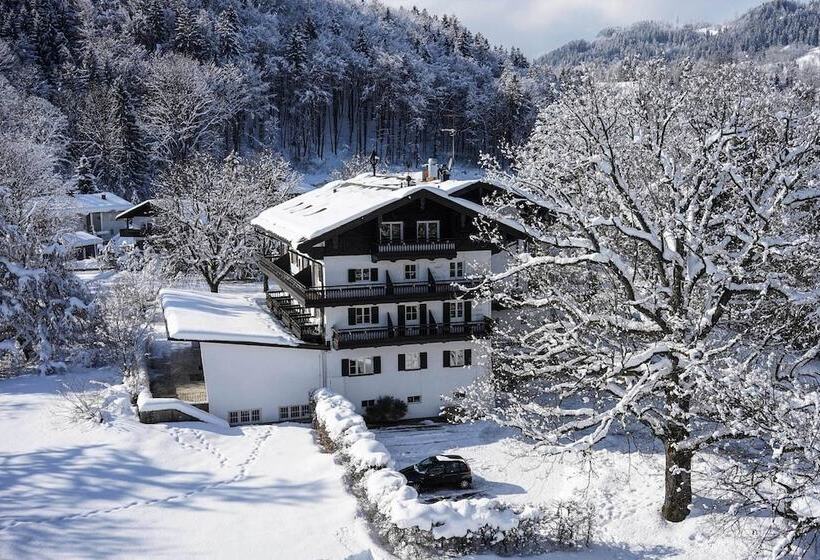 호스텔 Haus Auerbach