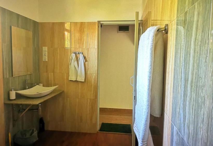 مبيت وإفطار Abhimani Bungalows