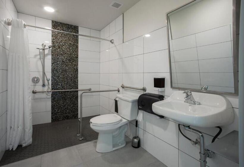 Canmore Downtown Hostel