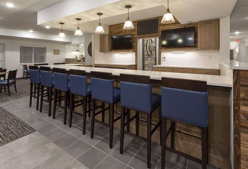 Grandstay Hotel Milbank