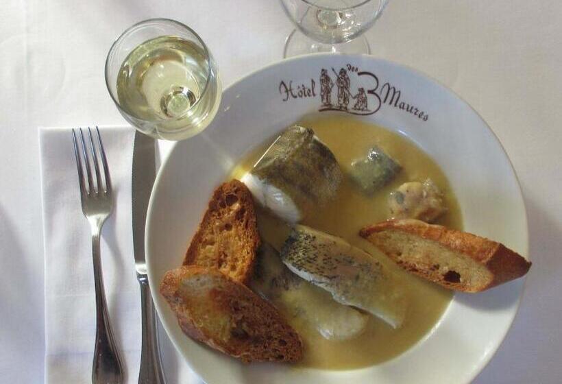 בית מלון כפרי Hôtel Les Trois Maures