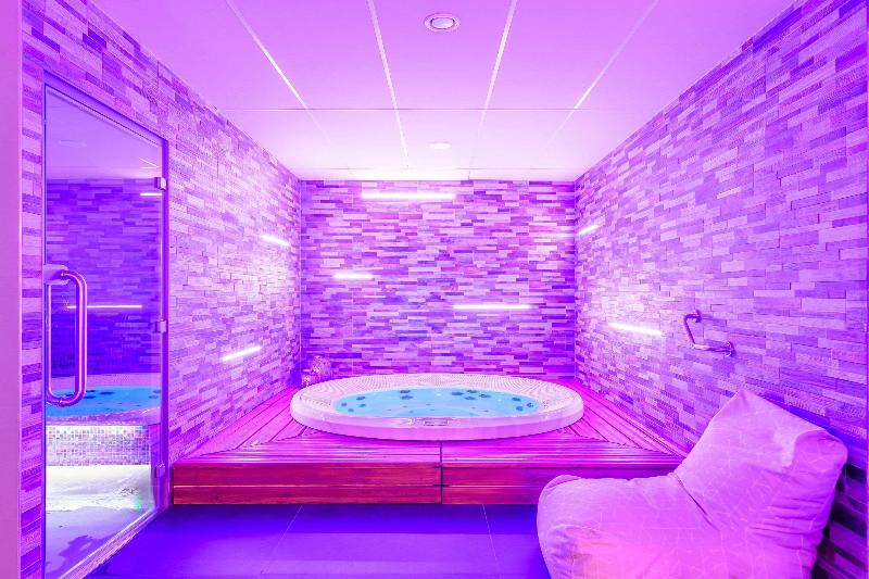 Kyriad Prestige Amiens Poulainville   Hotel And Spa