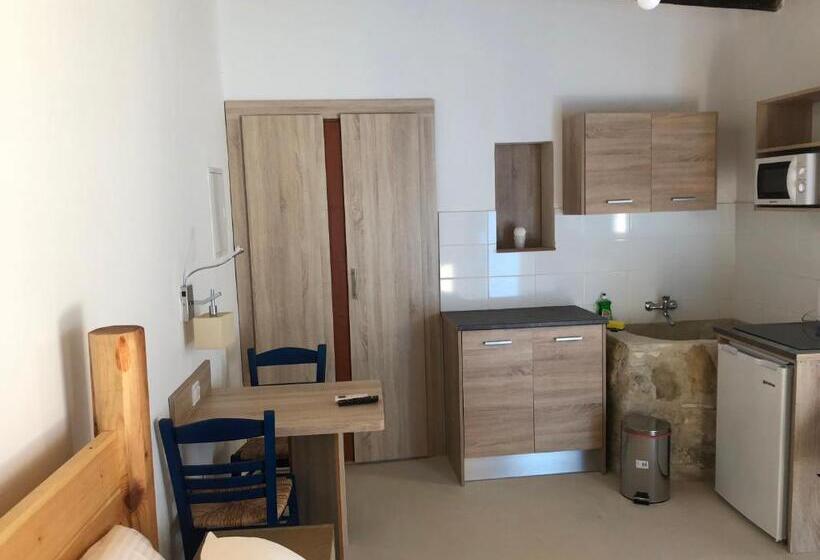 호텔 Lithos Studios