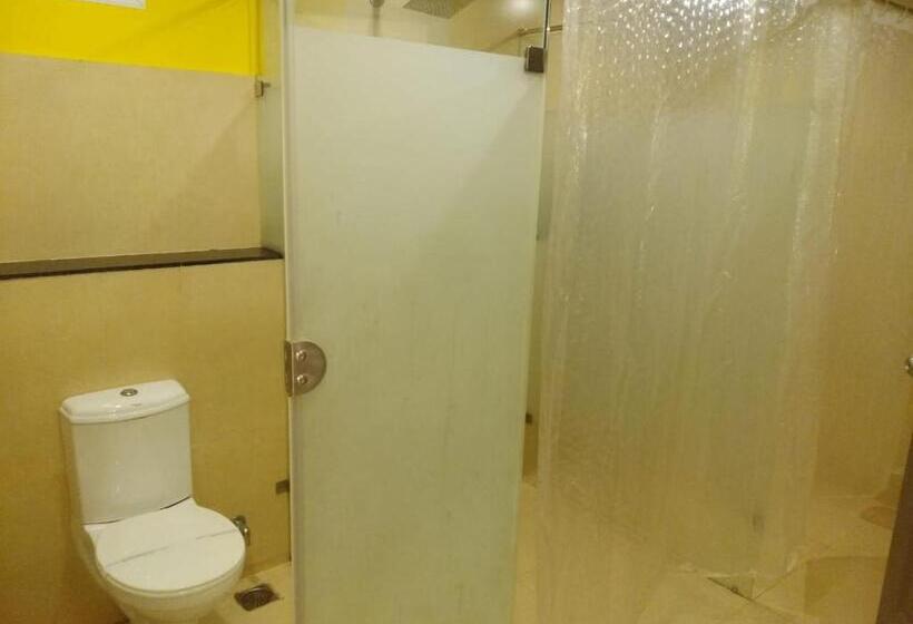 فندق Merlin International