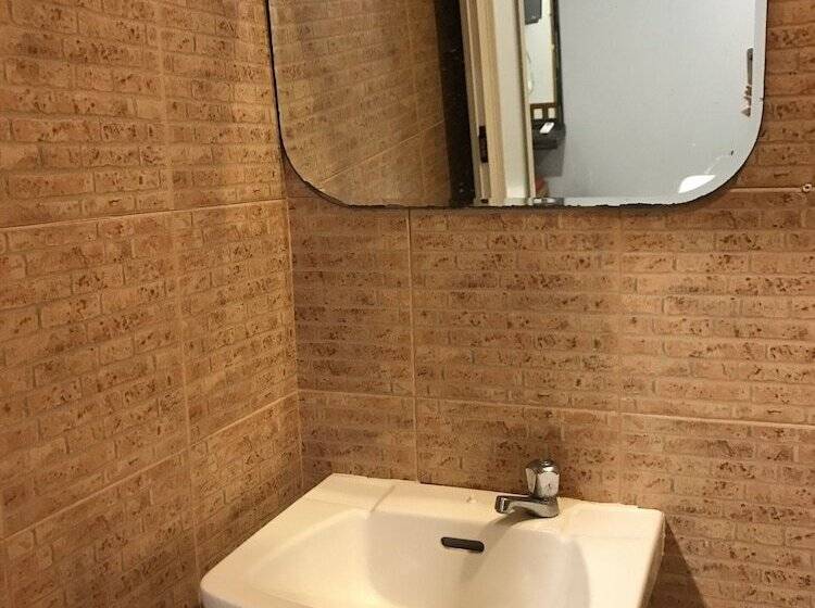 호텔 Oyo 434 Marbella