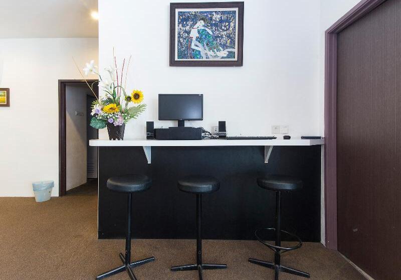 酒店 Oyo 442 Marvelton