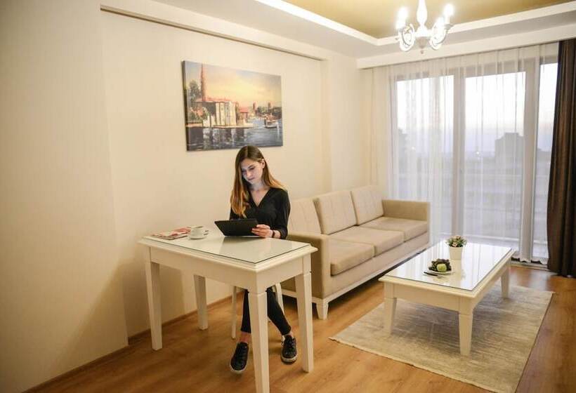 هتل Sarajevo Suit