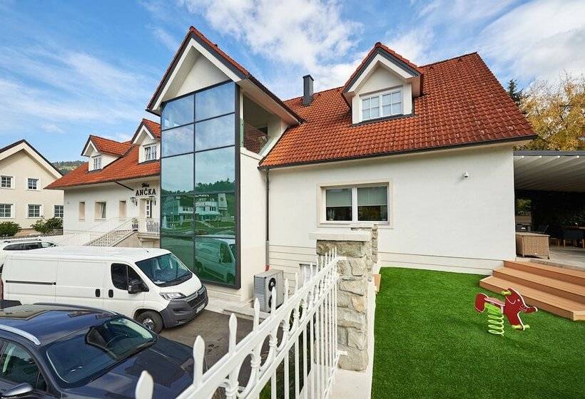 پانسیون Hiša Ančka, Boutique Hotel & Maja Rooms