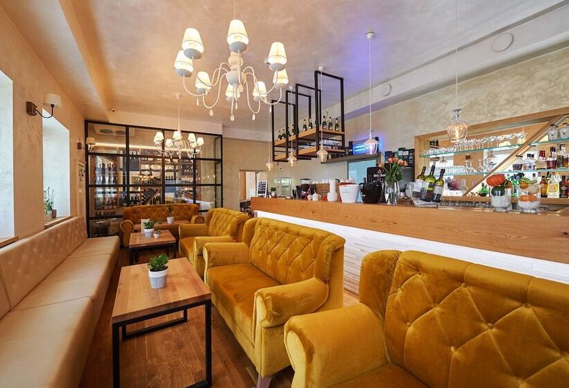 پانسیون Hiša Ančka, Boutique Hotel & Maja Rooms