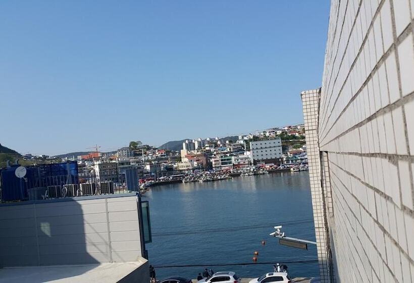 Пансион Kangguan Guesthouse