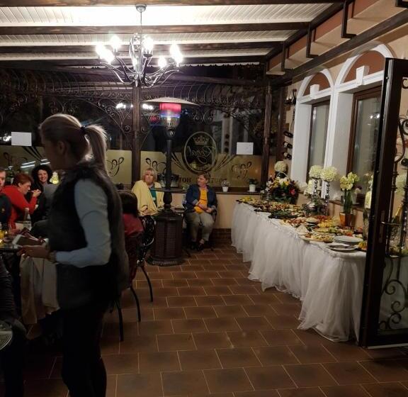 بنسيون Vila Turistica Tosca Regal