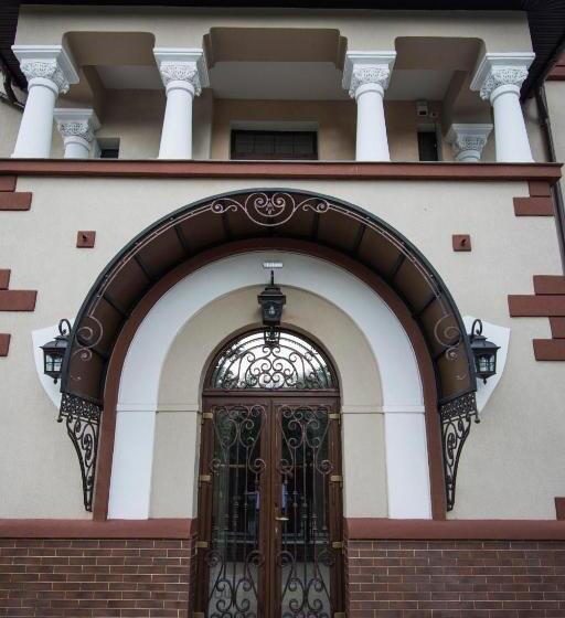 بنسيون Vila Turistica Tosca Regal