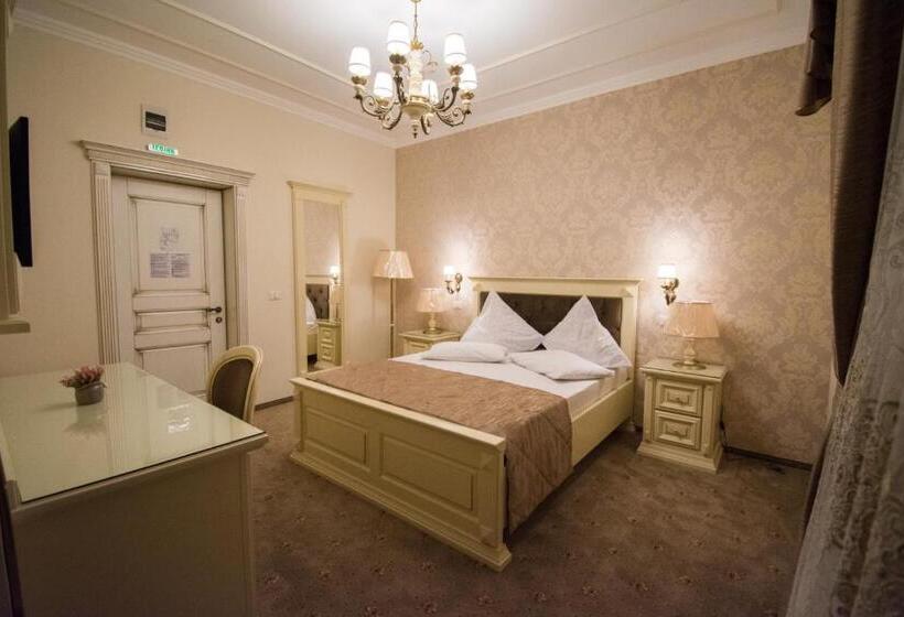 بنسيون Vila Turistica Tosca Regal