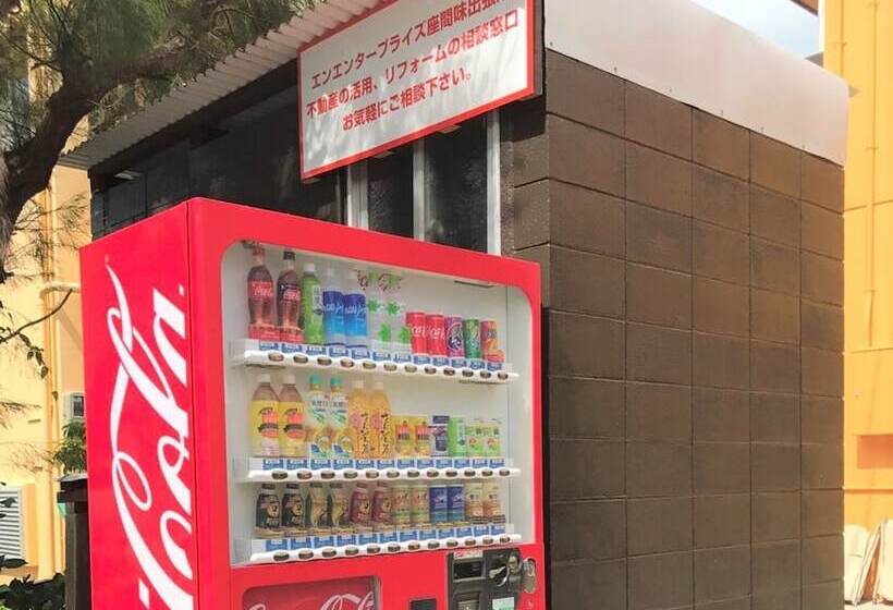 Yenn's Marina Inn Zamami Condominium