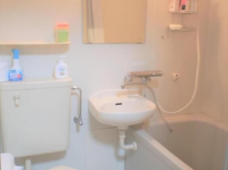 Yenn's Marina Inn Zamami Condominium