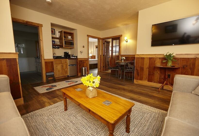 فندق صغير Seesaw's Lodge