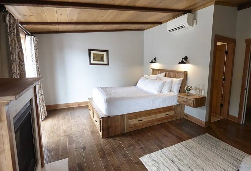 فندق صغير Seesaw's Lodge