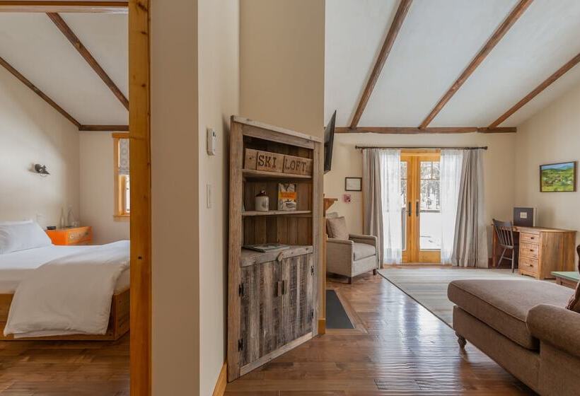 فندق صغير Seesaw's Lodge