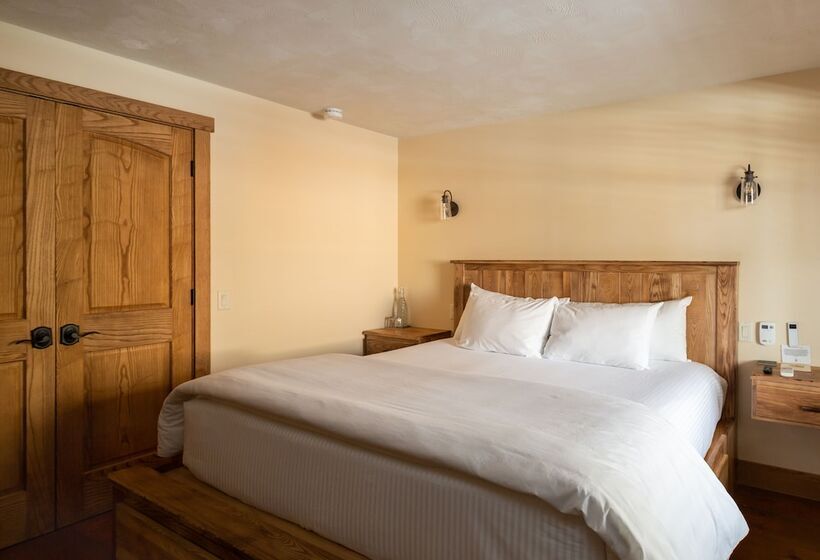 فندق صغير Seesaw's Lodge