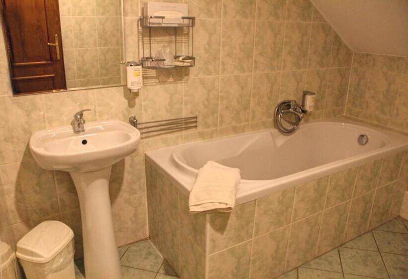 Birdie Pension & Wellness