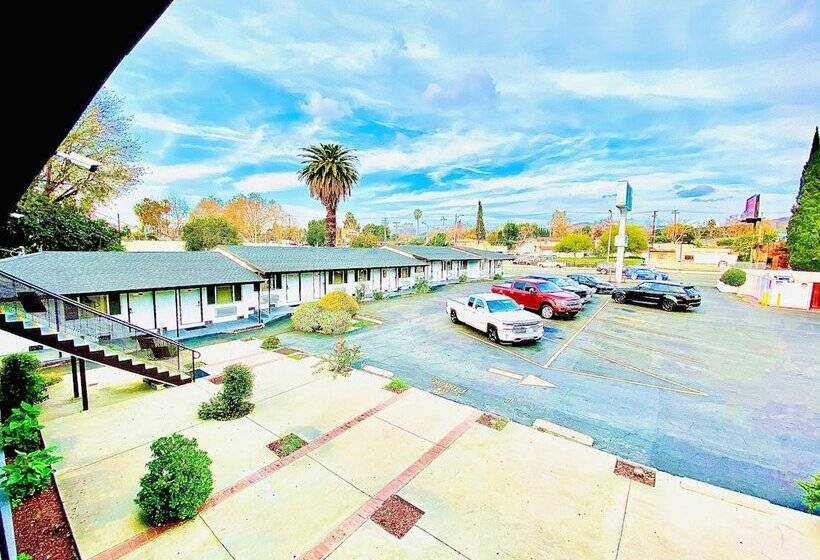 فندق Casa Blanca Inn & Suites Whittier