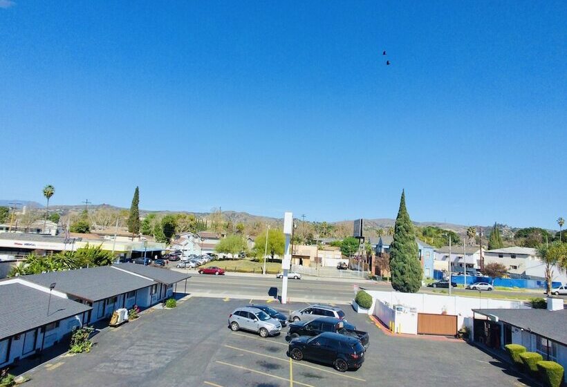 فندق Casa Blanca Inn & Suites Whittier