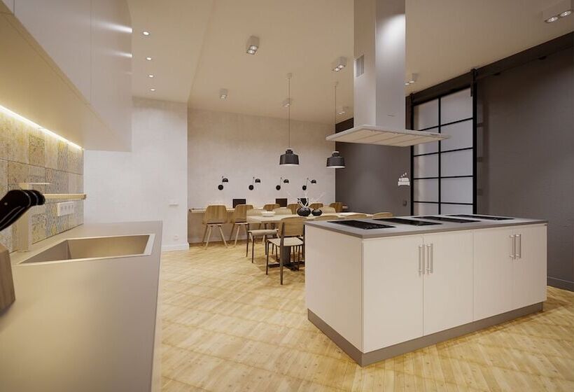 מלון כמוסות Area24|7 Europaplatz