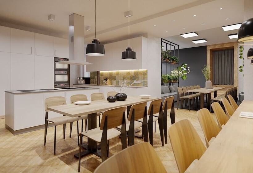 מלון כמוסות Area24|7 Europaplatz