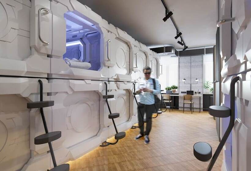 מלון כמוסות Area24|7 Europaplatz