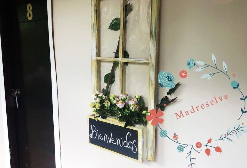 בית מלון כפרי Madreselva