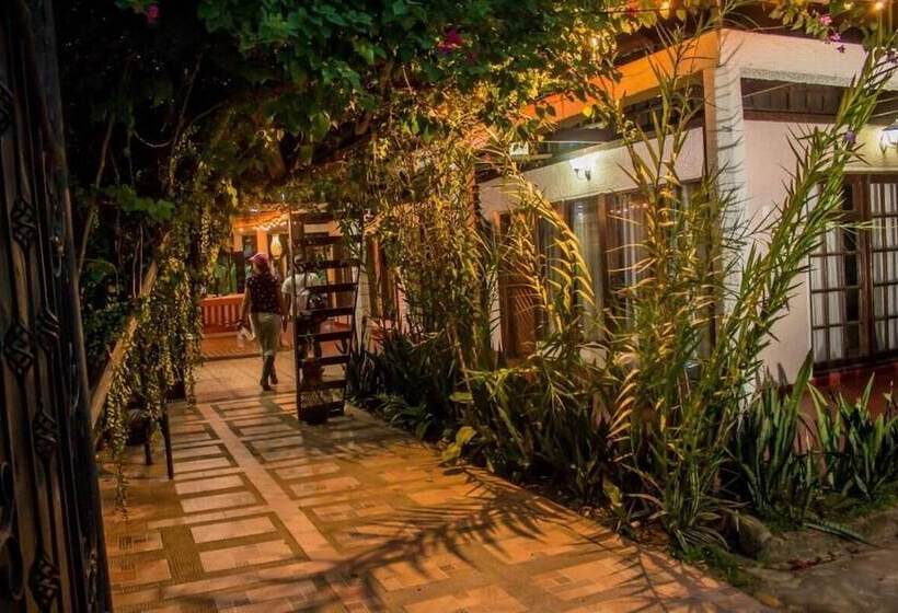 בית מלון כפרי Madreselva