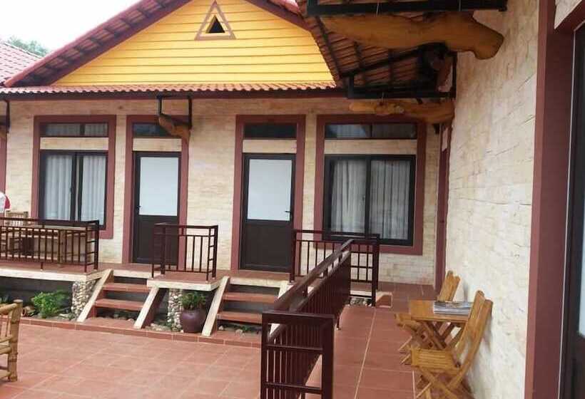 هتل Mai Chau Xanh Bungalow