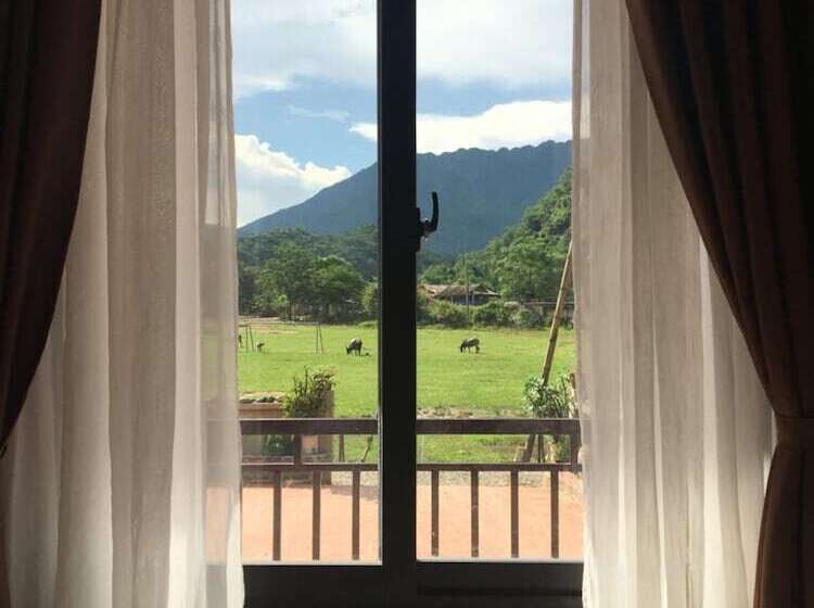 هتل Mai Chau Xanh Bungalow