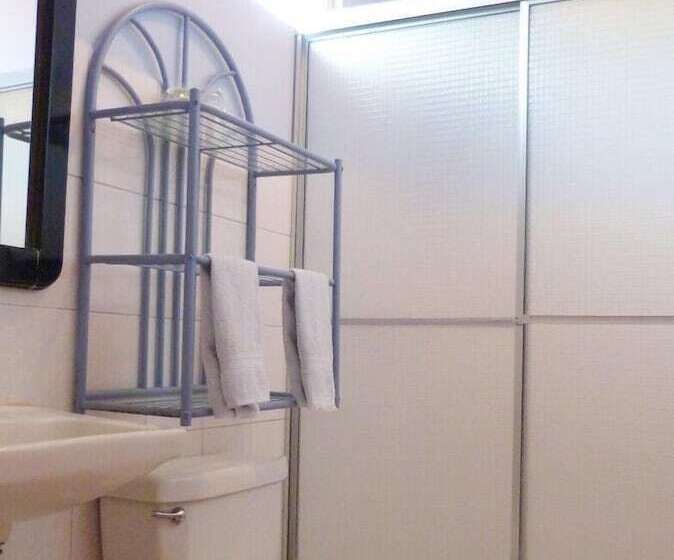 酒店 Naralit